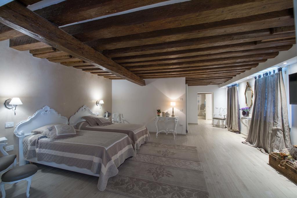 ונציה Savoia E Jolanda Apartments חדר תמונה